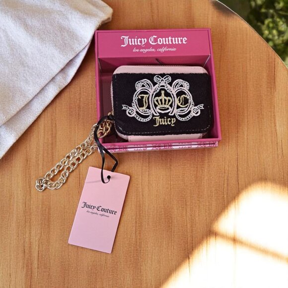 Juicy Couture Lovers Club Square Zip Wallet Black & Pink NWT - Picture 4 of 10